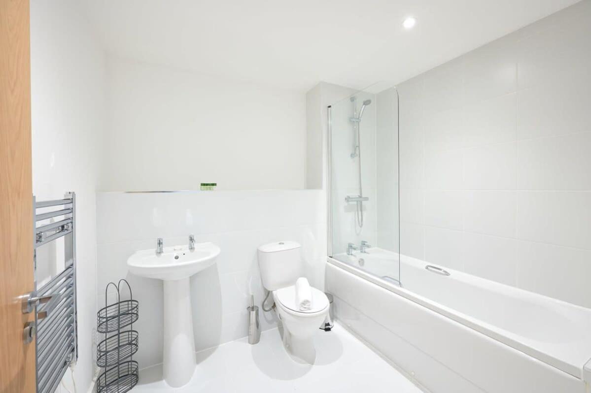 Fabulous 1 Bedroom Apartment In Central Preston Preston  Ngoại thất bức ảnh