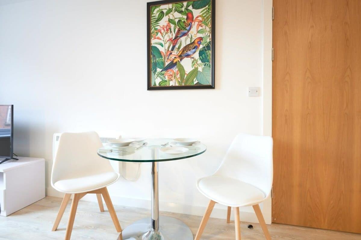 Fabulous 1 Bedroom Apartment In Central Preston Preston  Ngoại thất bức ảnh